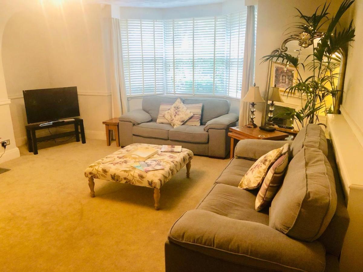 Appartamento Ilkley Central One Esterno foto